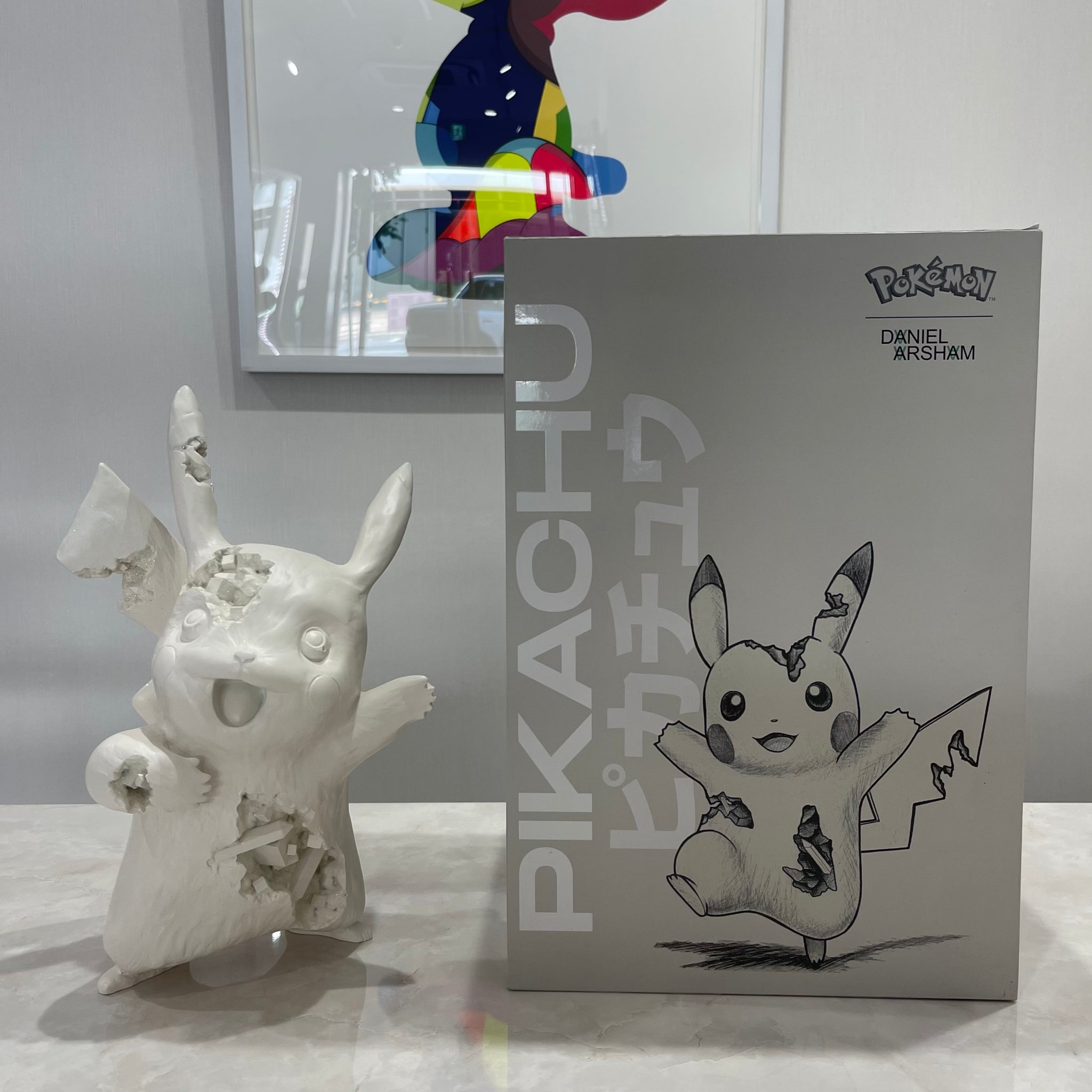Crystalized Pikachu Future Relic White - 彫刻/オブジェ
