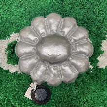 Load image into Gallery viewer, Flower Plush 30cm Silver
